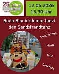 Bodo Binnichdumm Veranstaltung Das Bild nennt Titel und Uhrzeit der Veranstaltung und zeigt eine Kollegin der Stadtbibliothek mit Gitarre, einem Bodo Binnichdumm-Stofftier und Büchern.